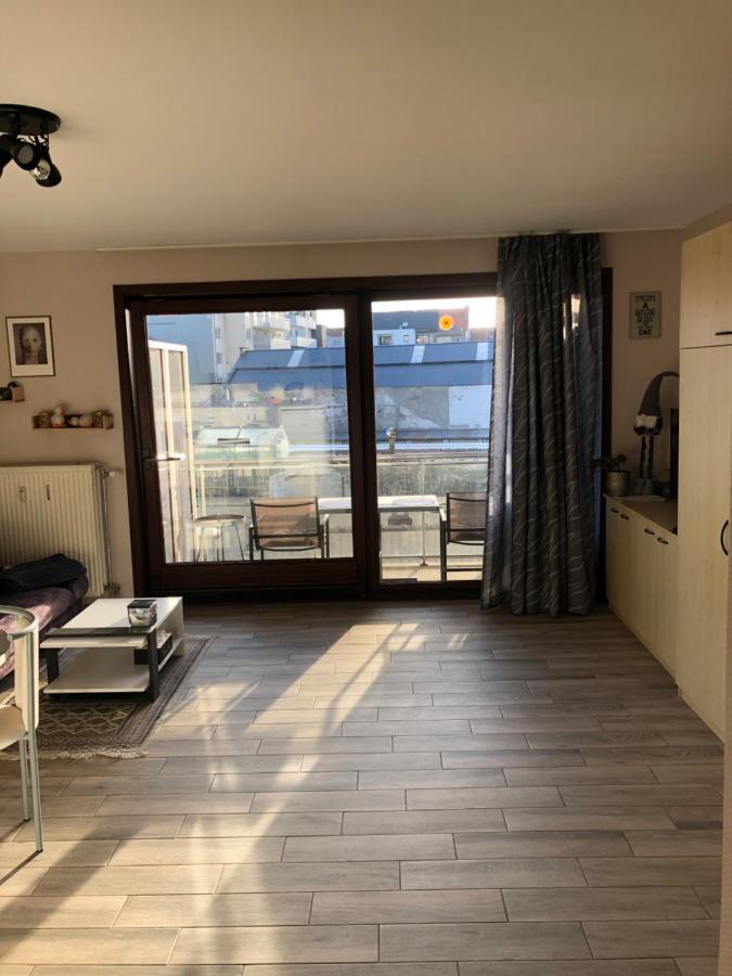 Shiny Nice Studio At Ostend Apartment Luaran gambar